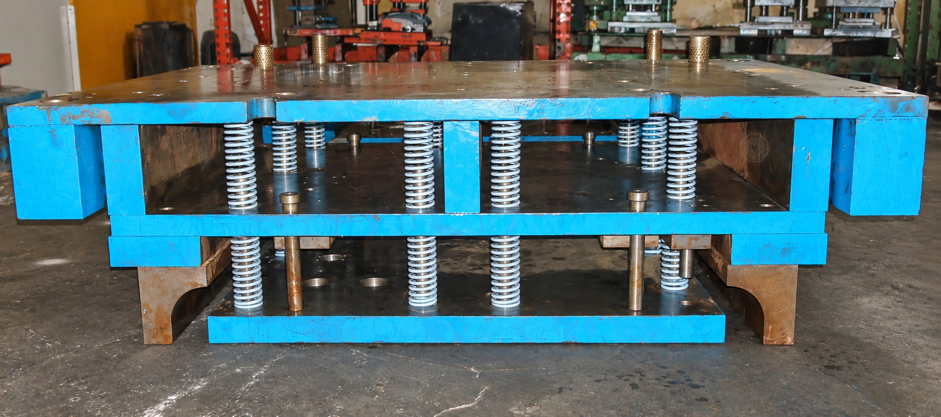 Fuel Tank Forming & Piercing Tool